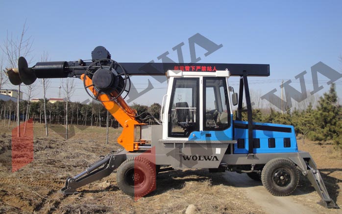 GNLW180輪式旋挖鉆機(jī) GNLW180輪式旋挖鉆機(jī)